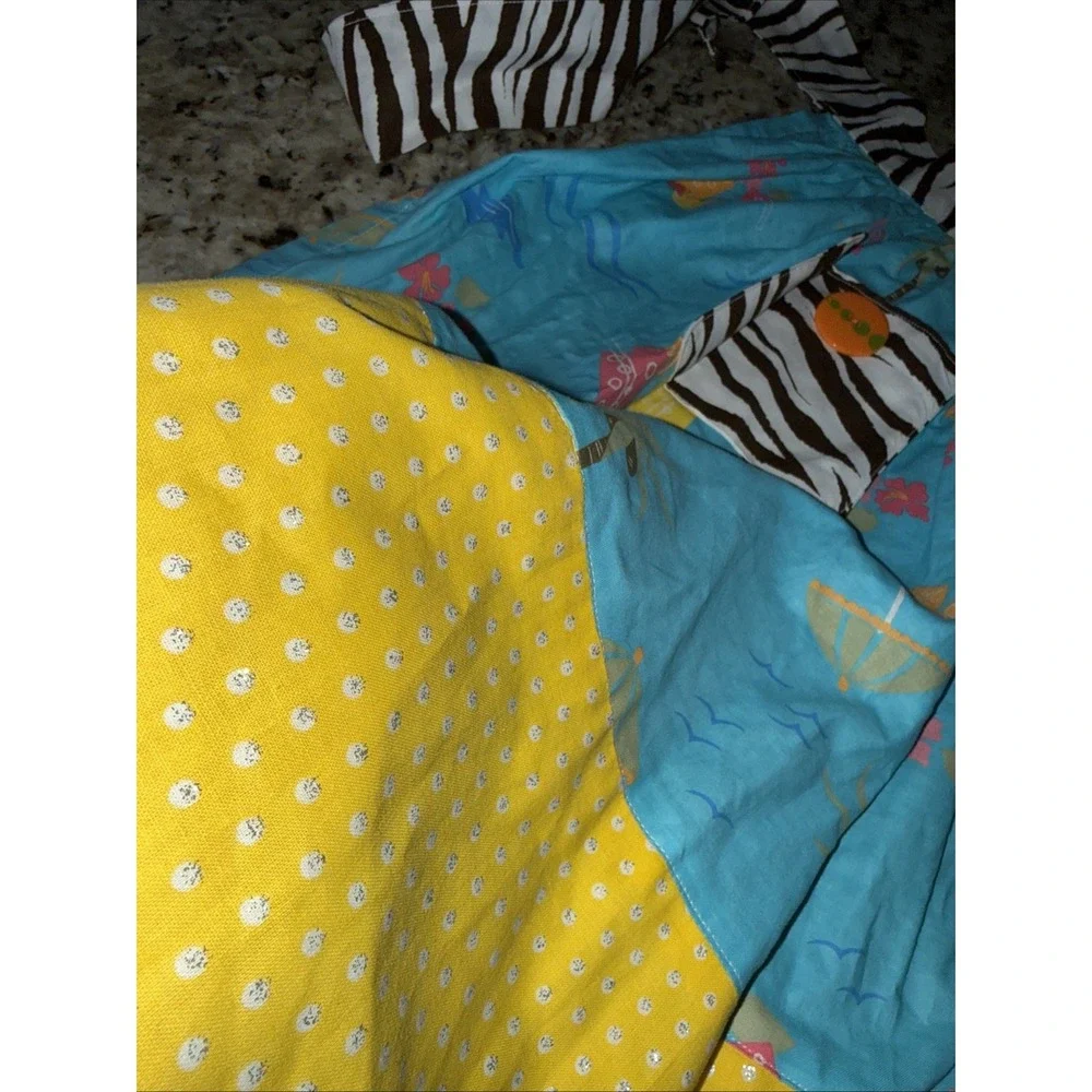 Handmade Waist Apron Beautiful Animal Print The Yellow Part Has Glitter. 5452‎